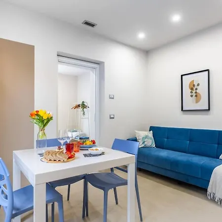 5 Minuti Dalla Metro - Le Dame Di Piazza Bengasi Apartman Moncalieri